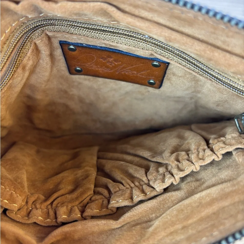 Patricia Nash Cassini Brown Leather Zip‎ Clutch/Wristlet